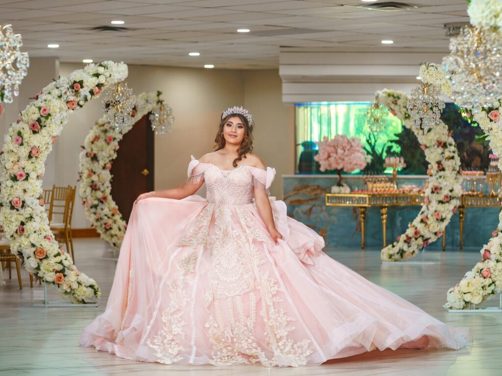Cinematic Quinceañera Entrance and presentation
